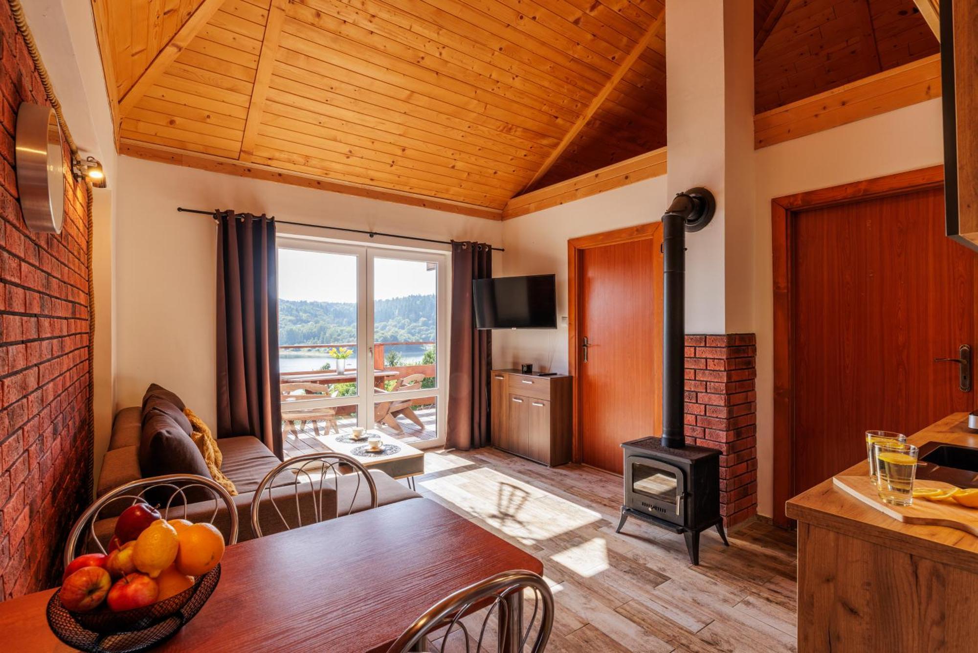 Tarasy Nad Solina Lodge *